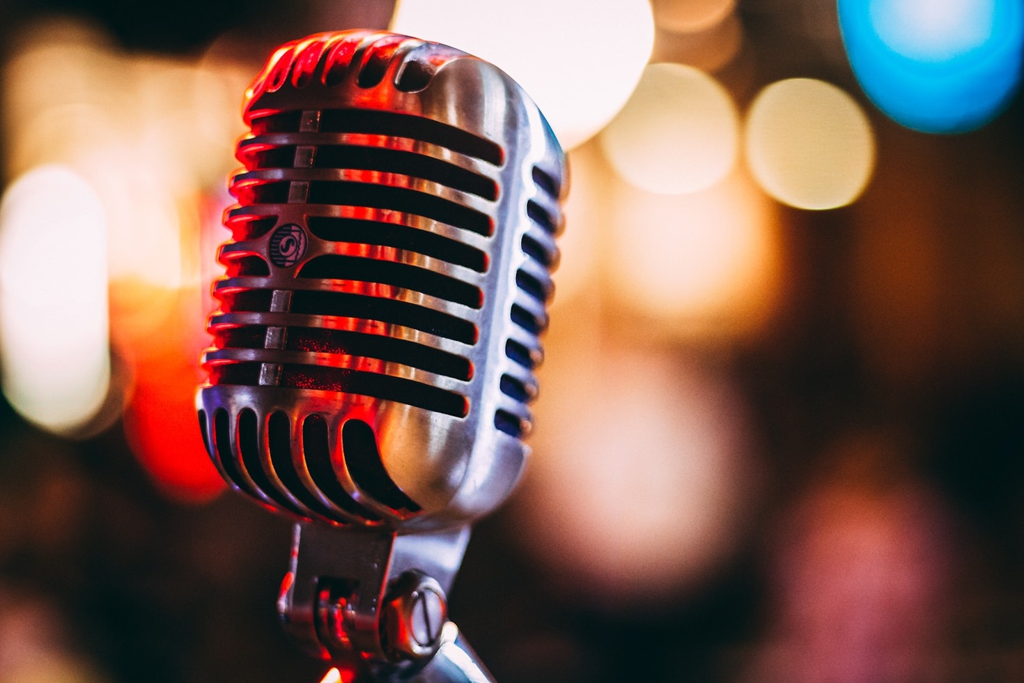 What Makes Busradio’s Sound Experience Unique?